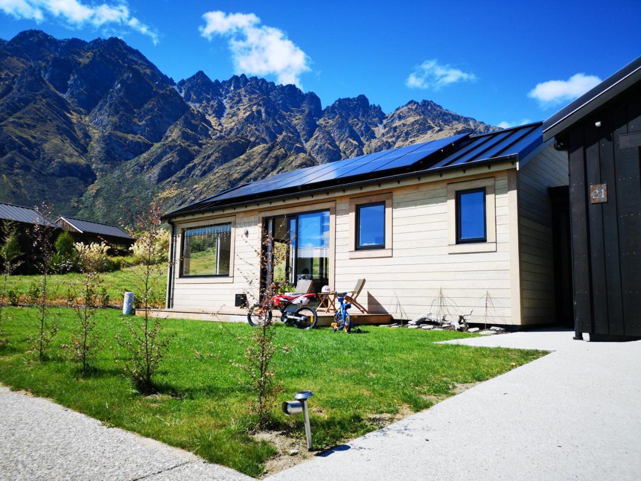 Jacks Point Family Homestay Queenstown Exterior photo